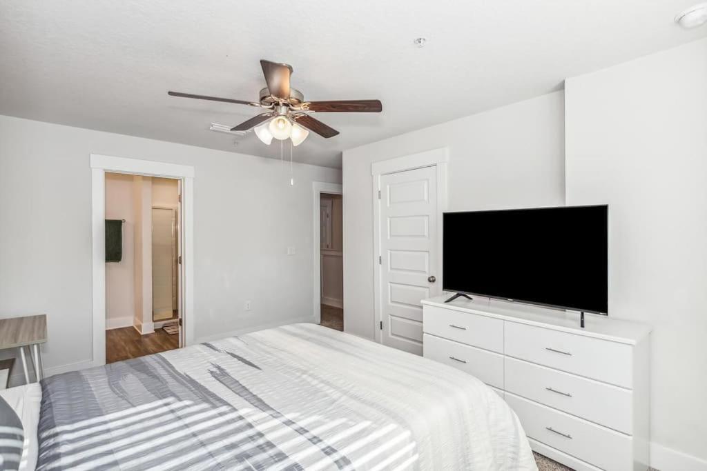 Luxury Townhome Near Downtown And Pensacola Beach Luaran gambar